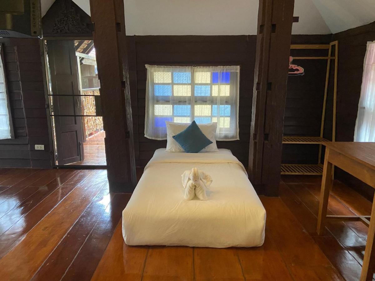 Donpin8-Timeless House Chiang Mai Otel Dış mekan fotoğraf